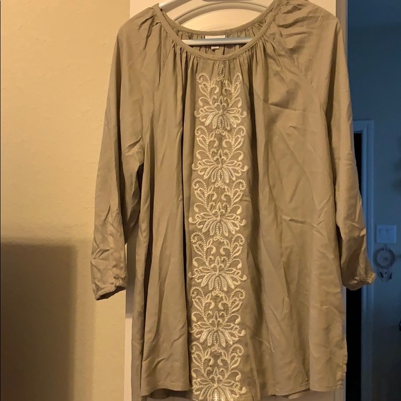 Avenue Tops - Blouse